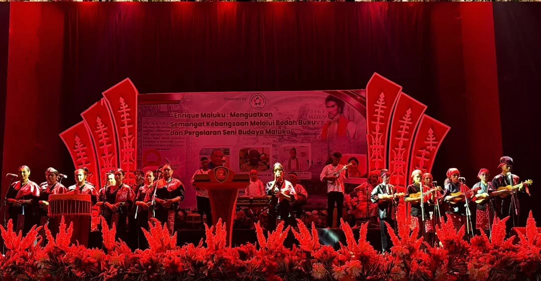 Kegiatan Bedah Buku “Enrique Maluku” dan Pergelaran Seni Budaya untuk Perkuat Semangat Kebangsaan - foto 7