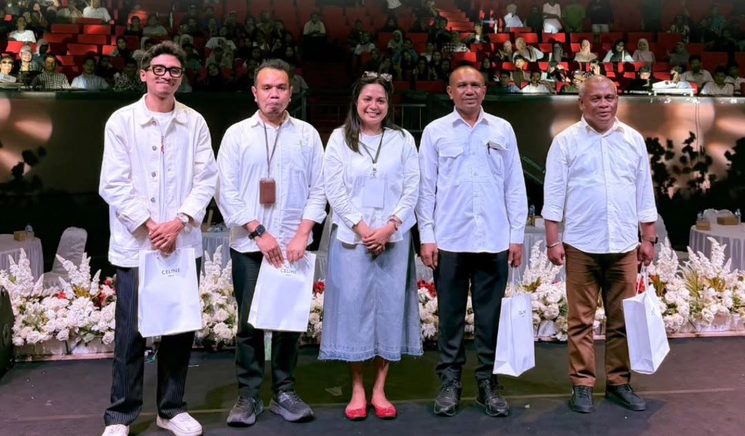 Kegiatan Bedah Buku “Enrique Maluku” dan Pergelaran Seni Budaya untuk Perkuat Semangat Kebangsaan - foto 4
