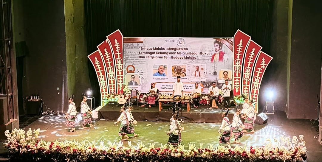 Kegiatan Bedah Buku “Enrique Maluku” dan Pergelaran Seni Budaya untuk Perkuat Semangat Kebangsaan - foto 8